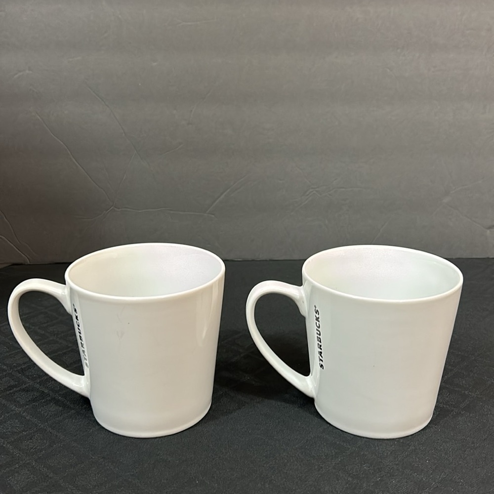 2 Starbucks Classic Mugs - Picture 5 of 9
